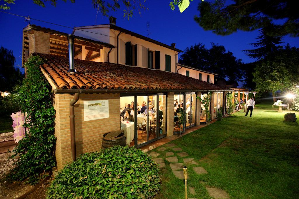 Agriturismo Trere Faenza Eksteriør billede